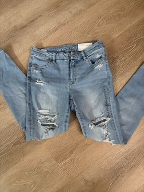 American Eagle Outfitters Curvy High-Rise Jegging